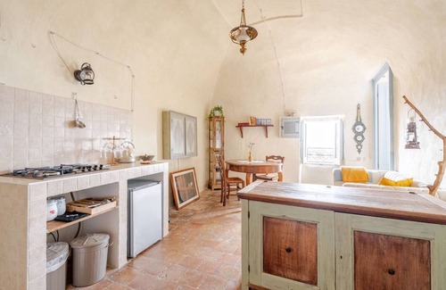 Calascio House | House On The Arch, Deluxe Jacuzzi in Calascio