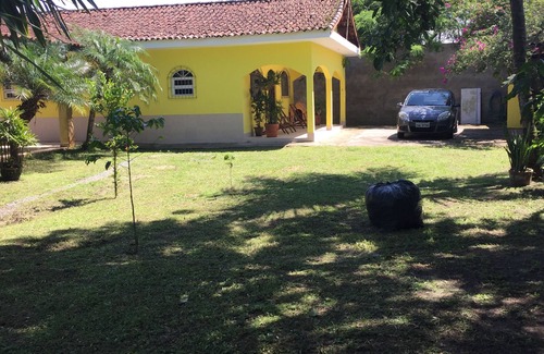 Peruibe House | House on the beach with Pool and Barbecue. Air conditioning.