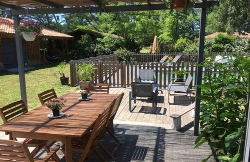 Moustey House | House on the edge of a forest with private swimming pool - calm and nature