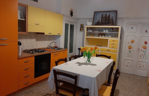 San Vito Chietino Apartment | House on the hill in the charming historic center of San Vito Chietino