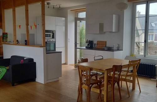 Roscoff House | House on the port, feet in the water
