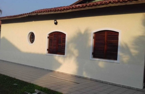 Peruibe Cottage | House on the sand, leisure and practicality.