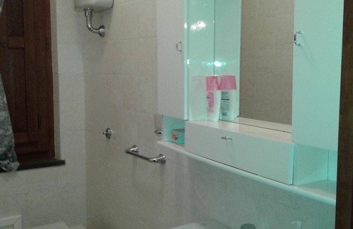 San Leonardo de Siete Fuentes House | House opposite the church San Leonardo