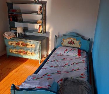 Pallini House | House Pallini metro station 8 min to Airportst 200 meter from House Please info and Honest costumers only