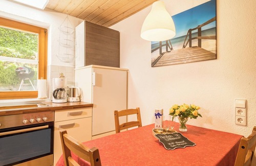 Bermatingen Apartment | House "Sonnenschein Gartentraum" with Garden, Terrace and Wi-Fi