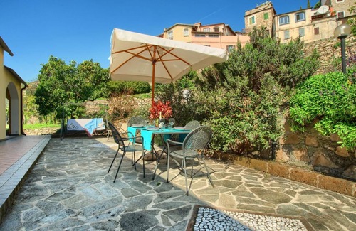 Isolalunga House | House surrounded by nature with pool AC and wi fi 1