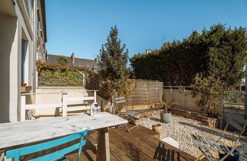 La Cite House | House Ty-Matelot D'aleth at 2 min foot in the water
