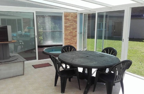 Nouzonville House | House veranda with Jacuzzi