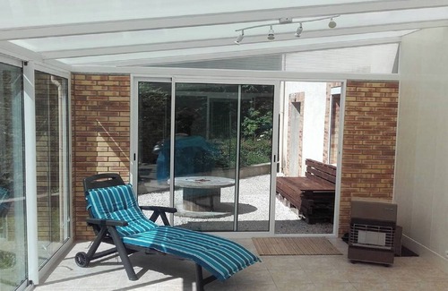 Nouzonville House | House veranda with Jacuzzi