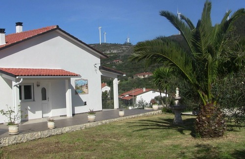 Porto de Mos House | House - Villa for rent in the Center of Portugal in Casais do Vales