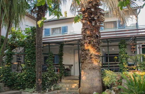 Punta Kriza House | House Villa Regina island Cres, only 70m from the sea