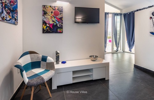 Avola Apartment | House&Villas - Xenia By Carla's Home