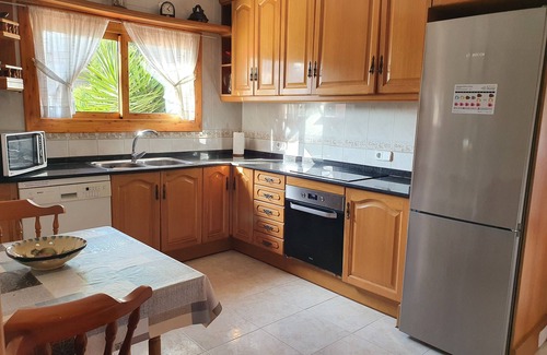 Sant Quinti de Mediona Ski Chalet | HOUSE WITH POOL, BARBECUE AND GARDEN, ALL FOR EXCLUSIVE USE.