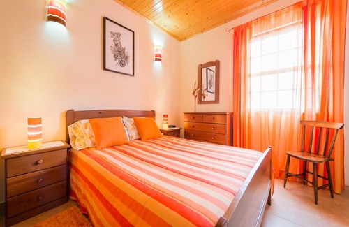 Calheta de Nesquim House | House with sea view, Pico Island, Azores MyStay