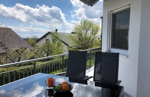 Medlingen House | House with 3 apartments and garden for 14 people