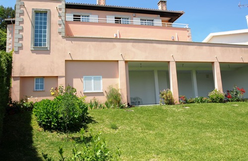 Vilarelho House | House with 3qrt, beautiful panoramic view of the Coura /Minho river valley and Spain