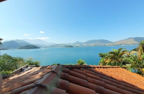 Mombaca House | House with 5 bedrooms (4 suites) in Angra dos reis