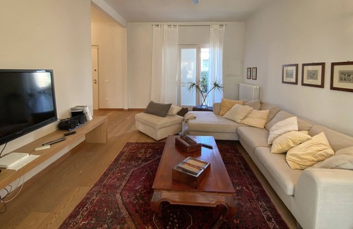 Torre del Lago Puccini House | House with a small garden between sea and lake