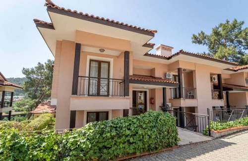 Gocek Apartment | House with Balcony and View near Beach in Gocek