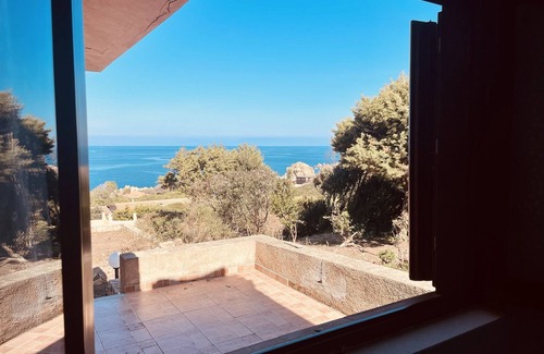 Costa Paradiso House | House with breathtaking views a stone's throw from the sea