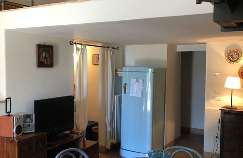 Mattinata House | House with character in the heart of a typical Gargano town , panoramic sea view, small garden