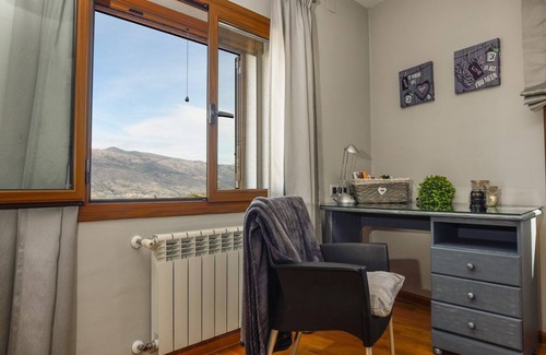 Casas del Castanar House | House with garden located in the Jerte Valley