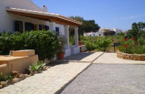 Sant Francesc Xavier Cottage | House with garden and views of the village - House 2H (dwelling 2) from private owner