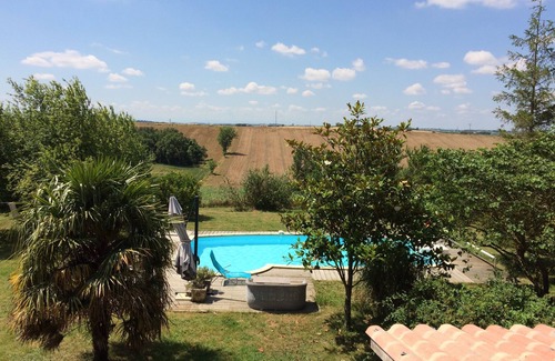 Avignonet-Lauragais House | house with swimming pool on the Lauragais hills.
