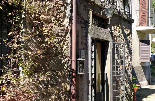 Bagni di Lucca House | House with Garden and Pool, within walking distance to Town