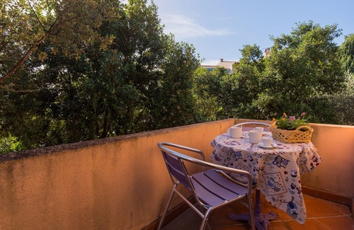 Agrustos Apartment | House with garden 2 STEPS FROM THE SEA