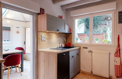 Chateaudun Cottage | House with garden in Châteaudun, near Paris