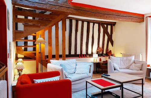 Chateaudun Cottage | House with garden in Châteaudun, near Paris