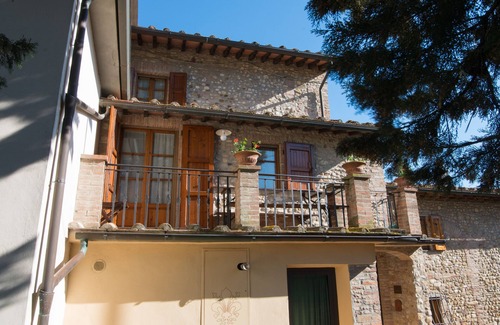 San Pietro in Bossolo House | House with garden in the hills of Chianti
