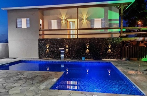 Retiro das Fontes Cottage | House with heated pool in Atibaia "Recanto Feliz"