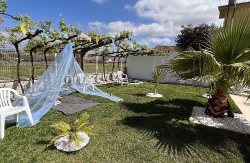 Freixo Villa | House with pool and games room