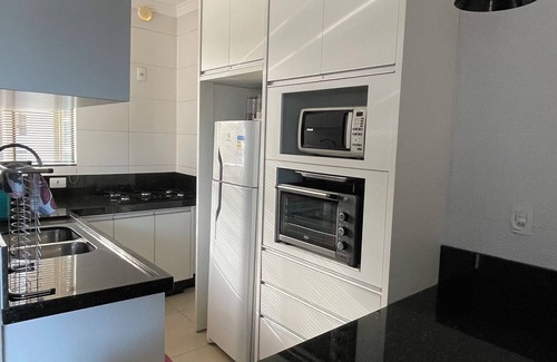 Brasilia House | House with pool and barbecue for up to 11 people