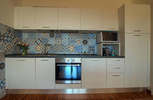 Poggi Apartment | House with private garden, pool, jacuzzi and electric bikes