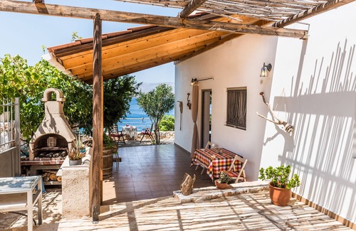 Kolymbari House | House with private place to swim, solitary