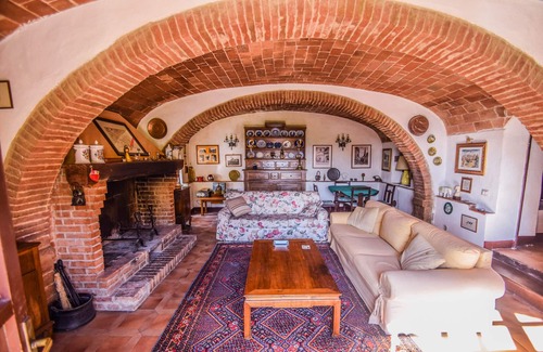Rigomagno House | House with private pool, 600 meter from Rigomagno, 35km from Siena and Arezzo
