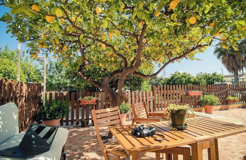 Lorca Apartment | House with shared pool in Lorca