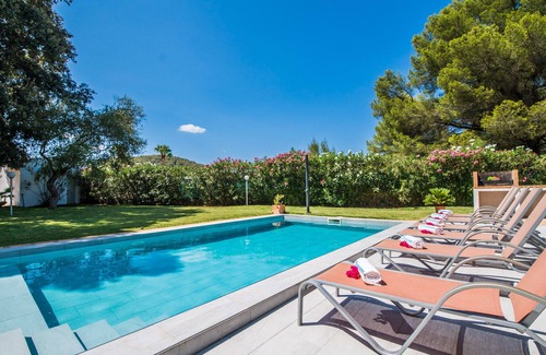 Crestatx Ski Chalet | House with spacious pool Casa Encinar in Mallorca