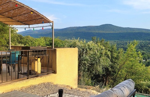 Bonneval-sur-Arc House | House with swimming pool in a peaceful, relaxing setting. Pets allowed.