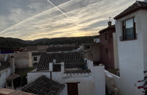 Albunuelas Villa | House with terrace and great views