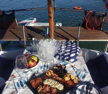Sao Pedro Boat Rental | Houseboat - Faro in Ria Formosa
