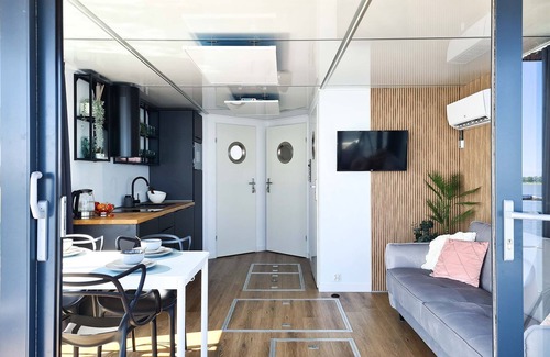 Mielno Boat Rental | Houseboat in Łazy near Lake Jamno & Sea