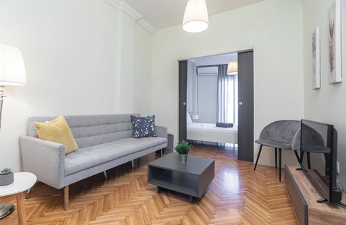 Thessaloniki Apartment | Houseloft Bianca Vision