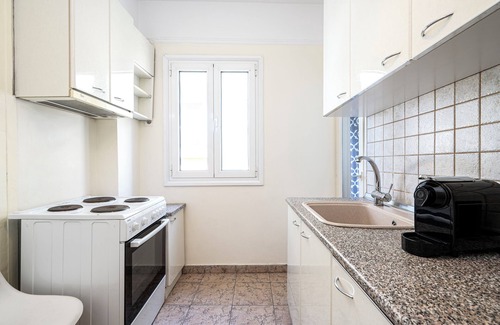 Thessaloniki Apartment | Houseloft Seaside Getaway