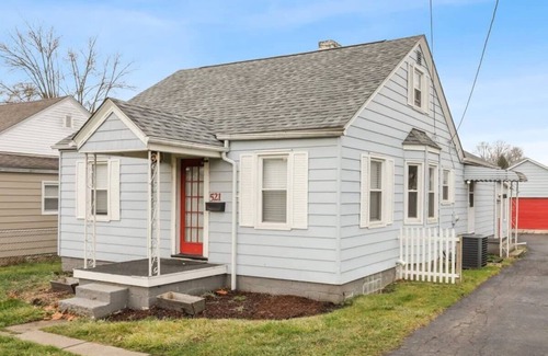 Newark Apartment | Housepitality - The Restful Studio - Cozy