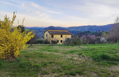 Salsomaggiore Terme Apartment | Houses Crovina, large apartment with swimming pool in the hills