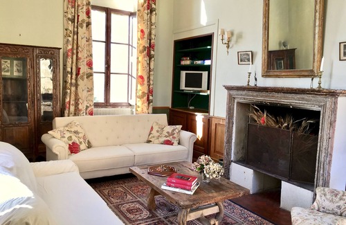 Ternay House | Housing manager in the park of a castle